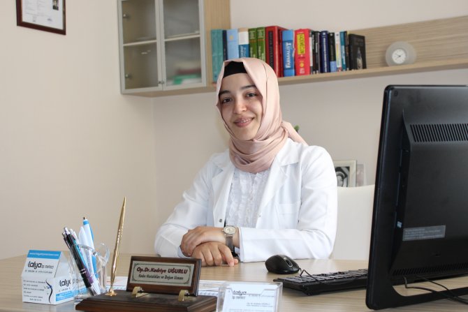 “kariyer-yapmak-isterken-anne-olmayi-riske-atmayin”.jpg