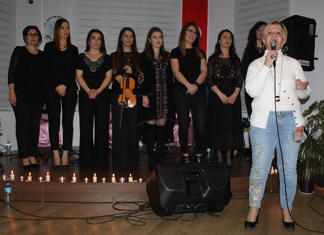 “zen-muzik-grubu”-8-mart’ta-kadinlar-icin-soyledi-008.JPG