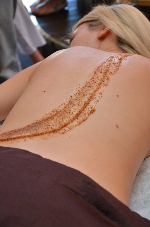 22 AYAR ALTIN İLE SEVGİLİLER GÜNÜNE ÖZEL BAKIM