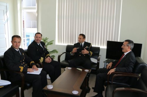 ABD GEMİ KOMUTANI KAYMAKAM YÜKSEL’İ ZİYARET ETTİ