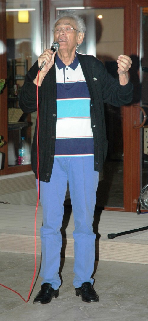 ADNAN ŞENSES JÜBİLESİNİ YAPTI