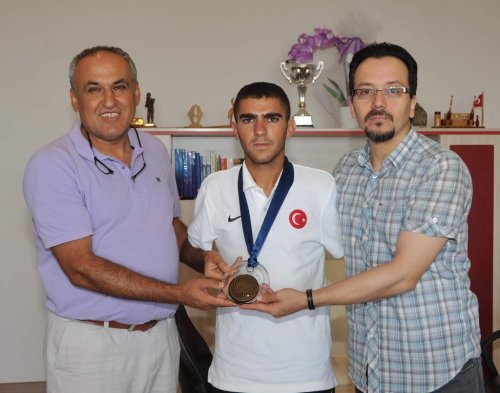ADÜ BESYO ÖĞRENCİSİ TEKAL AVRUPA ÜÇÜNCÜSÜ OLDU