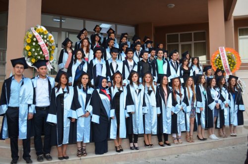 ADÜ SÖKE MESLEK YÜKSEK OKULU'NDA MEZUNİYET HEYECANI