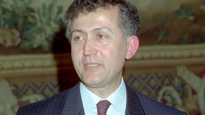 ahmet-taner-kislali.jpg