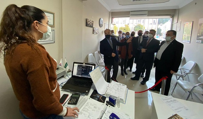 ak-partili-ozmenden-esnafa-ziyaret-008.jpg