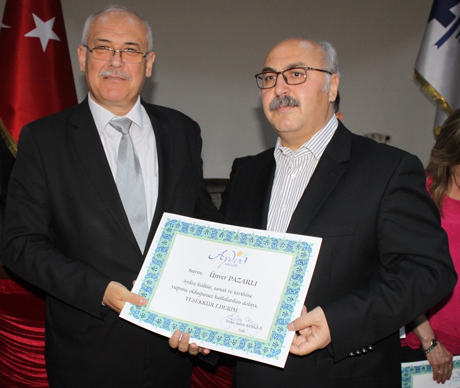 aydin’da-kultur-ve-sanata-katki-saglayanlar-odullendirildi-006.JPG