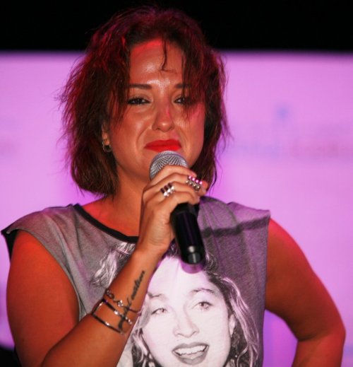 AYŞE ÖZYILMAZEL, BABASINI GÖRÜNCE GÖZYAŞLARINA BOĞULDU