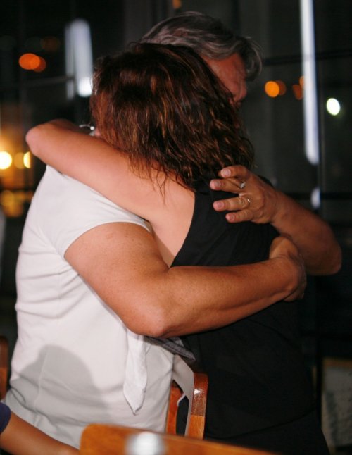 AYŞE ÖZYILMAZEL, BABASINI GÖRÜNCE GÖZYAŞLARINA BOĞULDU