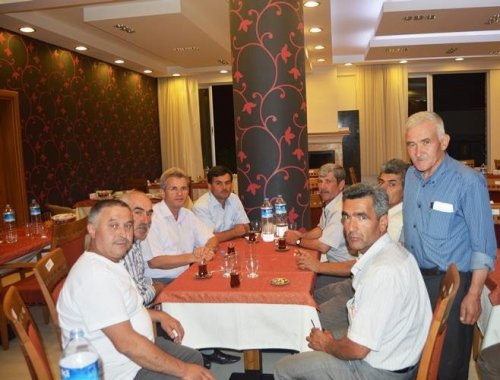 BAŞKAN ŞEVKAN’DAN KÖY MUHTARLARI İLE İFTAR YEMEĞİNDE BİR ARAYA GELDİ