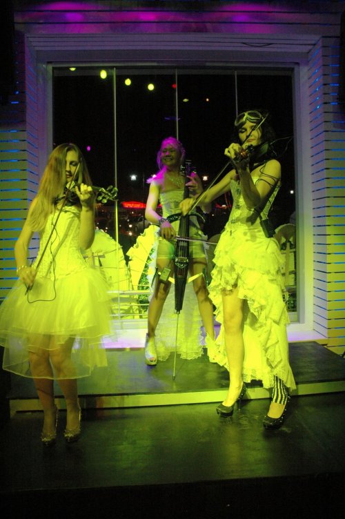 BODRUM'DE YAZ SEZONU BAŞLADI