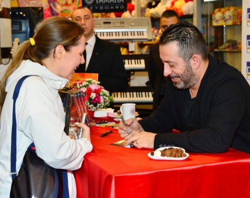 CEM YILMAZ’DAN DUYGU DOLU ANLAR