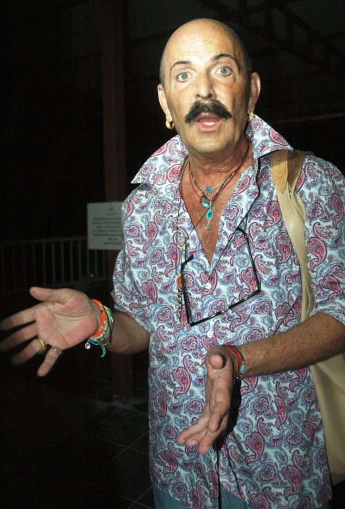 CEMİL İPEKÇİ ATEŞ PÜSKÜRDÜ