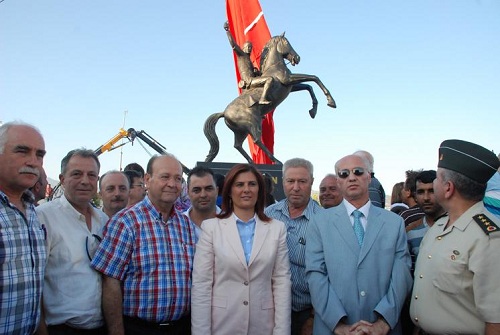 cercioglu;-“sultan-alparslani-aydin’da-yasatacagiz”-001.jpg cercioglu;-“sultan-alparslani-aydin’da-yasatacagiz”-001.jpg