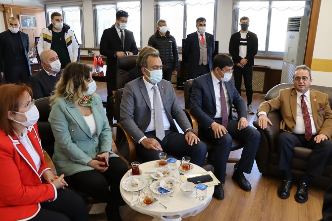 chp-aydindan-baskan-ozcana-ziyaret-002.jpg