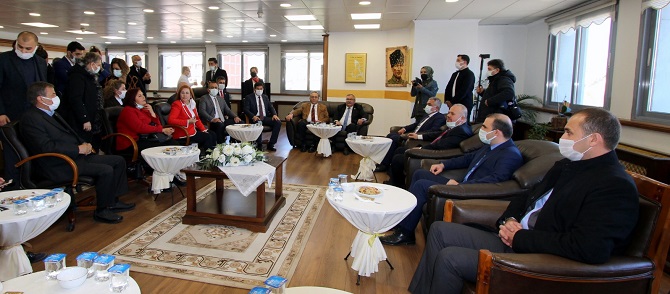 chp-aydindan-baskan-ozcana-ziyaret-003.jpg