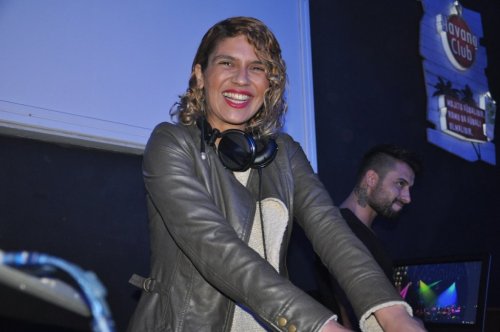 DJ ECE TOPRAK ÖLÜDENİZİ COŞTURDU