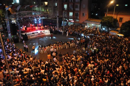 FETTAH CAN’DAN UNUTULMAZ GECE