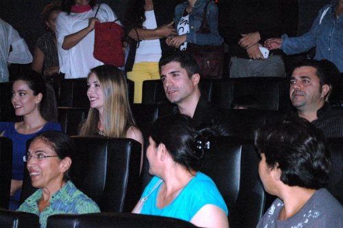 FİLMİN DEĞİL FRAGMANIN GALASINI YAPTILAR