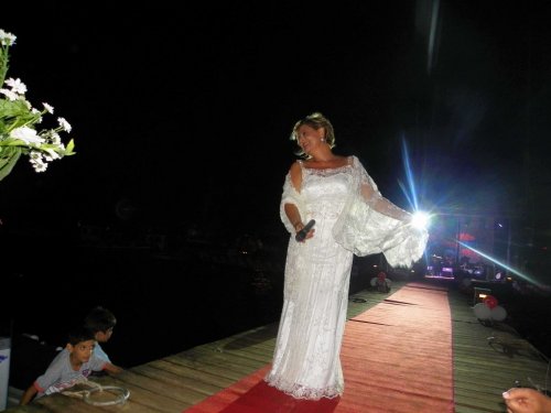 GÜMÜŞLÜK’TE MÜŞERREF AKAY KONSERİ