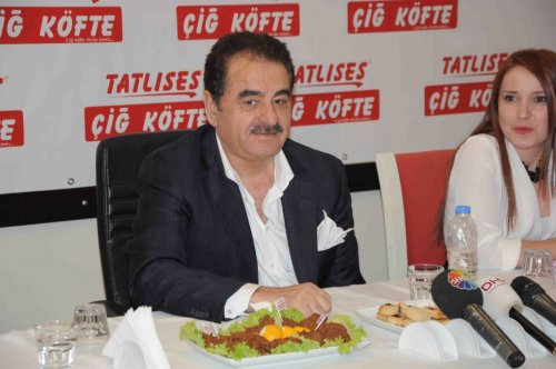 İBRAHİM TATLISES, TATLISES ÇİĞ KÖFTE BAYİLERİYLE KUŞADASI’NDA BULUŞTU