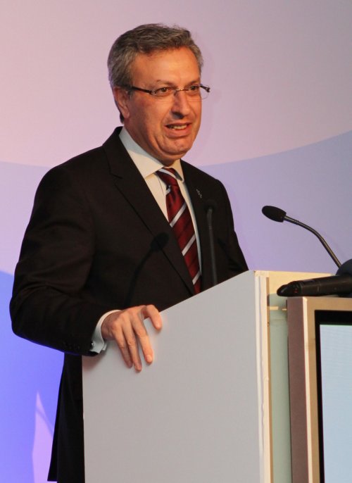 İŞ’TE HEDEF, BİLANÇO BÜYÜKLÜĞÜNÜN 100 MİLYAR DOLARI AŞMASI