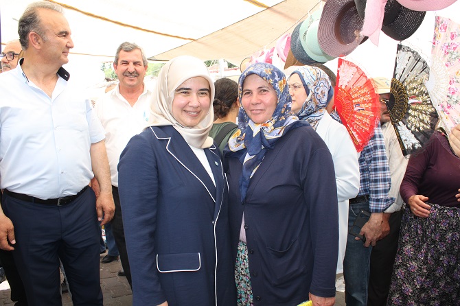 iyi-parti-milletvekili-adayi-berna-sukas-baba-ocaginda!-015.JPG