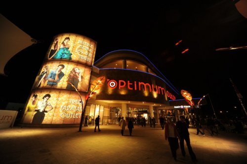 İZMİR OPTİMUM OUTLET 1 YAŞINDA