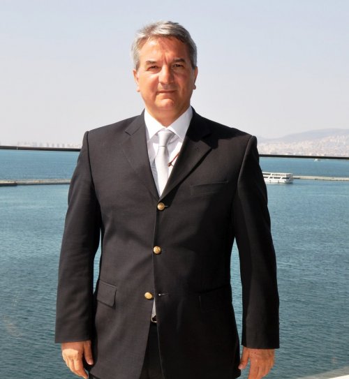 İZMİR TURİZMİ KAN KAYBEDİYOR