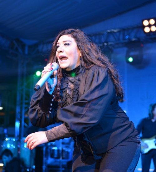 İZMİR'DE IŞIN KARACA YAĞMURU