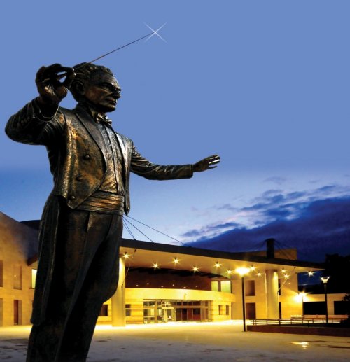 İZMİR’DE MÜZİK SEZONU