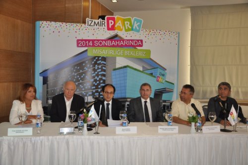 İZMİR’E YENİ SOLUK; “İZMİRPARK ALIŞVERİŞ MERKEZİ”
