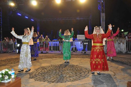 KUŞADASI KARDEŞLERİNİ AĞIRLIYOR