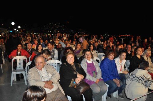 KUŞADASI KARDEŞLERİNİ AĞIRLIYOR