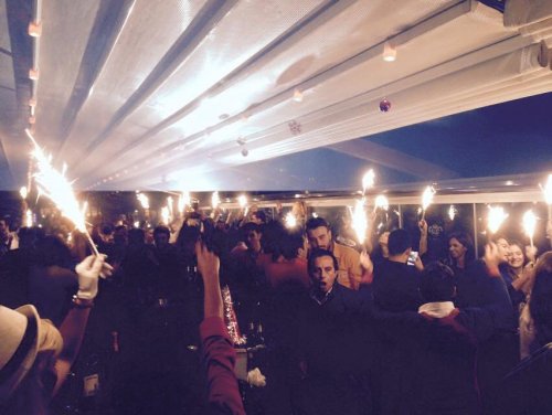 KUŞADASI’NDA YILBAŞI COŞKUSU SABAHA KADAR SÜRDÜ