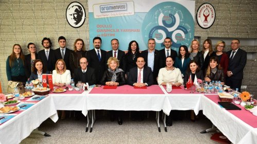 LİYAKAT BAŞKANI ESKİNAZİ: “İŞSİZLİĞİN VE YOKSULLUĞUN TEK İLACI GİRİŞİMCİLİK”