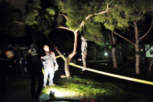 MADDİ SIKINTILARA DAYANAMAYAN GENÇ İNTİHAR ETTİ