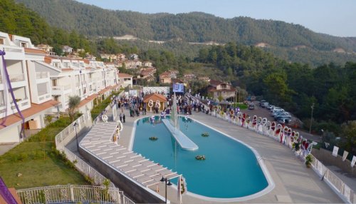 MARMARİS’İN İLK AKILLI SİTESİ GÖRKEMLİ BİR TÖRENLE AÇILDI