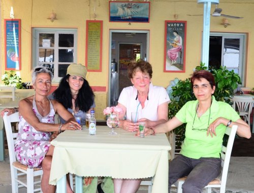 MİDİLLİ’DE YILIN İLK LEZBİYEN FESTİVALİ