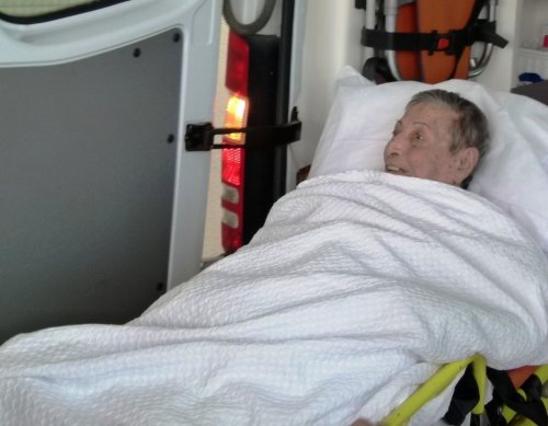 MÜZEYYEN SENAR İZMİR’E SEVK EDİLDİ