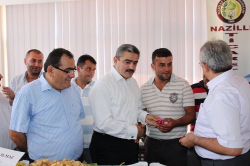NAZİLLİ TİCARET BORSASI İNCİR SEZONUNU AÇTI