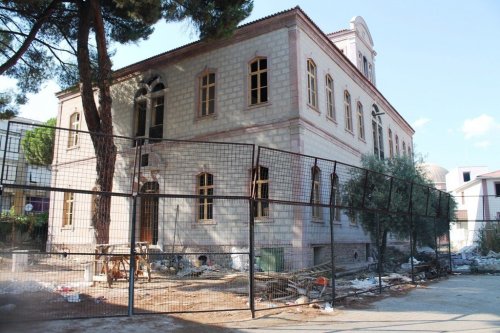 ÖDEMİŞ ORTAOKULU'NDA YENİ BLOK EĞİTİM YILINA HAZIR