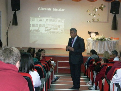 OLUŞUM KOLEJİ’NDE DEPREM EYLEM PLANI KONFERANSI
