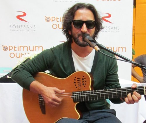 OPTİMUM’DA FETTAH CAN RÜZGARI