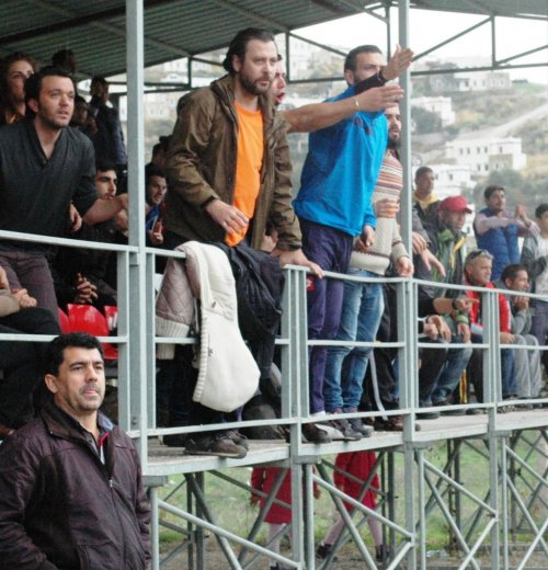 OYUNCULUĞA ARA VEREN NEJAT İŞLER, KENDİNİ SPORA VE EĞİTİME ADADI
