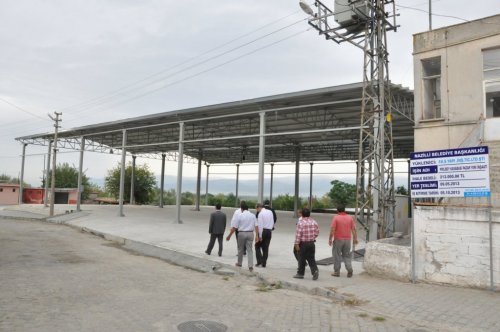 PİRLİBEY ÇOK AMAÇLI PAZAR YERİNE KAVUŞTU