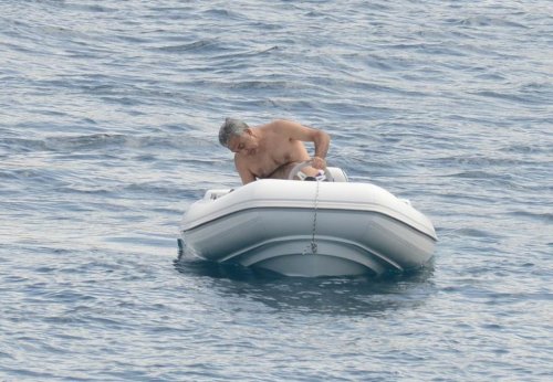 POLAT, SAATLERCE ZODYAK BOTLA GEZDİ