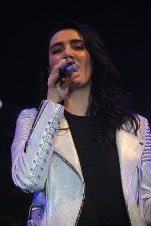 POPÇU SILA, 23 NİSAN ŞENLİĞİ'NDE GAZİEMİR'İ SALLADI