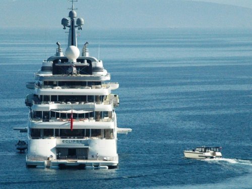 RUS MİLYARDER ABRAMOVİÇ YUNAN ADALARI’NDA