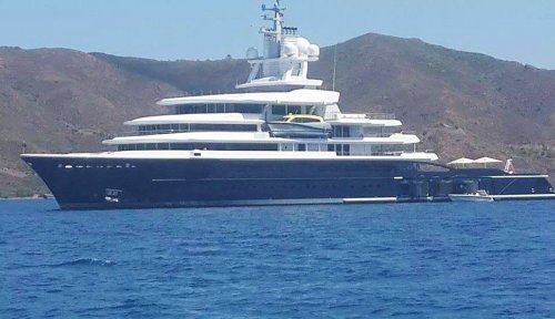 RUS MİLYARDER DEV YATIYLA MARMARİS KOYLARINI GEZDİ