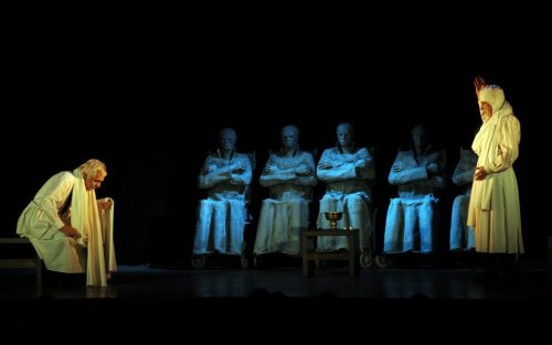 RUTKAY AZİZ 12 YIL SONRA SAHNEYE DÖNDÜ